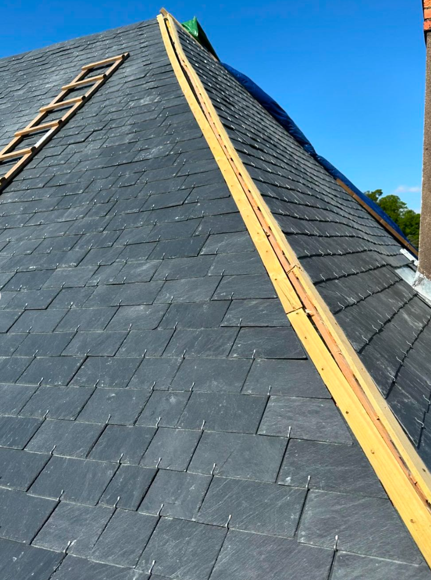Rénovation complète d'une toiture en ardoise à Beautour près de Nantes