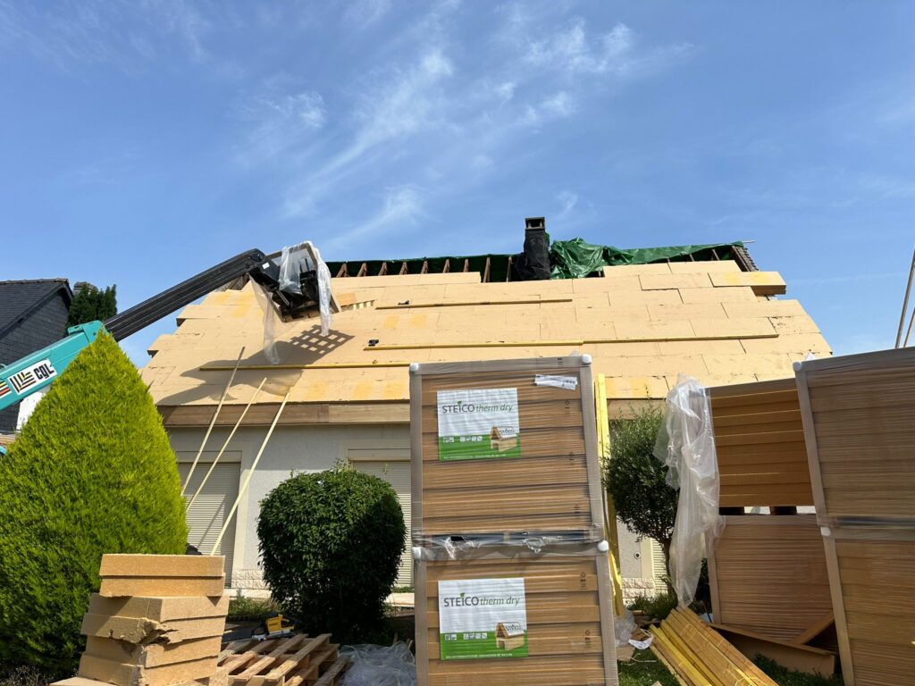 Rénovation totale d’une toiture en ardoise à Couffé