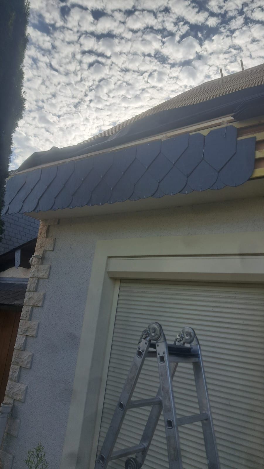 Rénovation totale d’une toiture en ardoise à Couffé