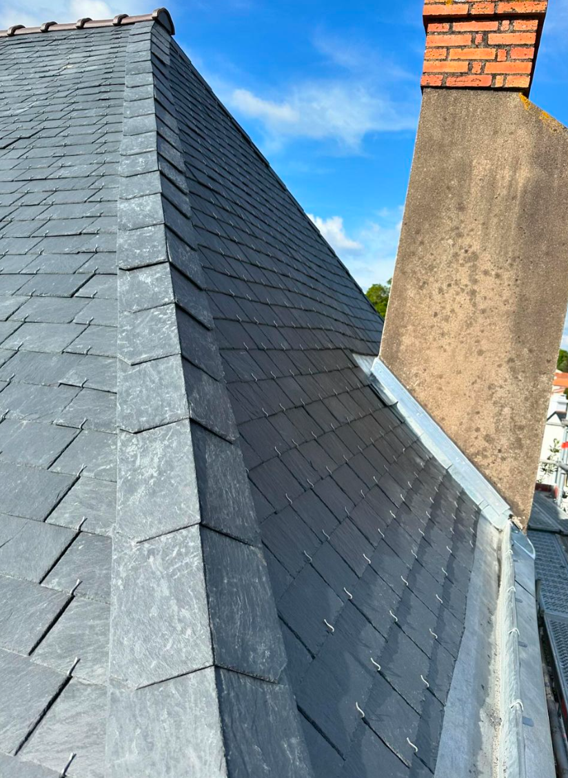 Rénovation complète d'une toiture en ardoise à Beautour près de Nantes