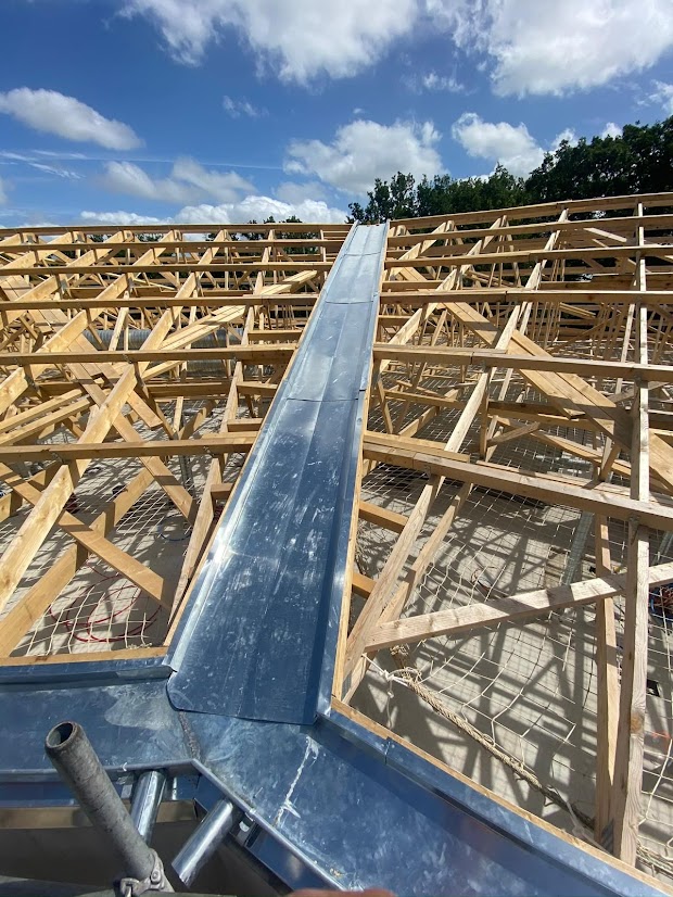 Création de gouttière sur un bâtiment à Saint Herblain